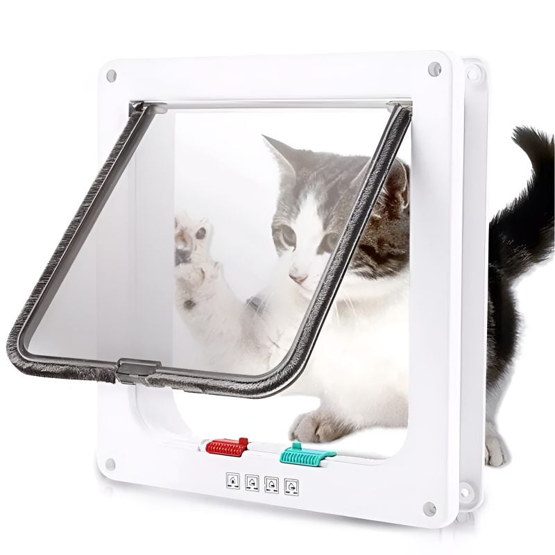 chatiere electronique avec un chat