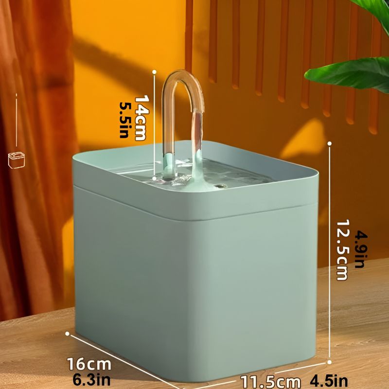 Distributeur à eau pour chat très design