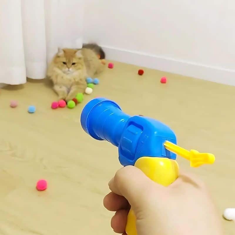Lanceur de balle pour chat idéal pour jouer avec son matou